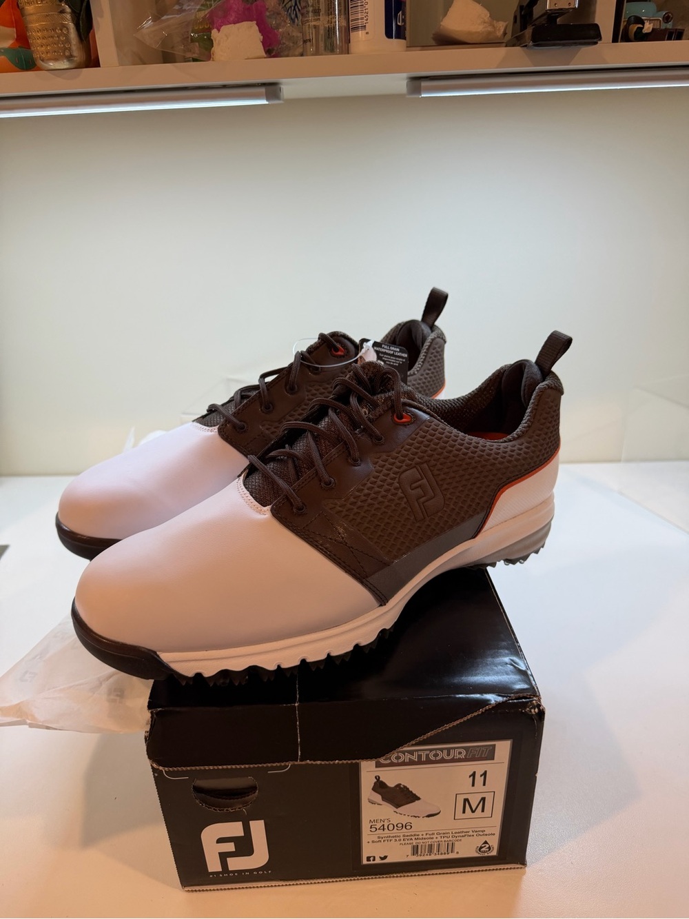 Footjoy Mens Contour Fit Golf
Mens Size 11 Shoes
54096 Leather Brown